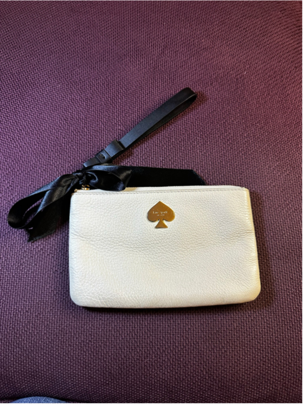Kate Spade White & Black Wristlet Zip Clutch